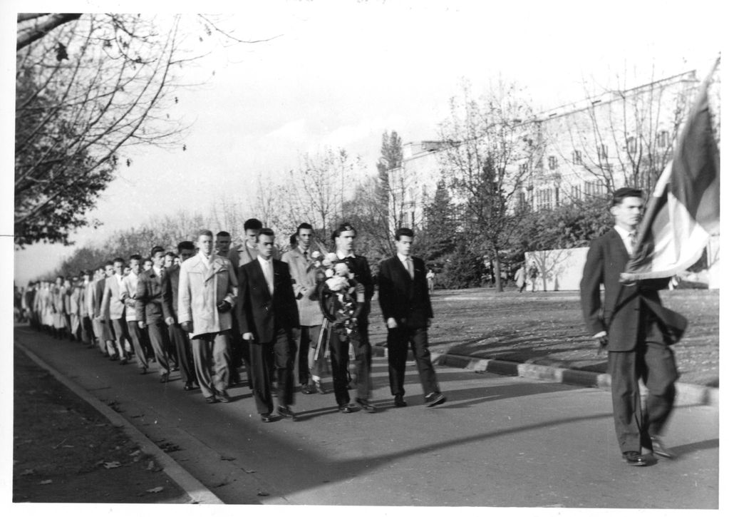 Memorial_march_19581023_02.jpg