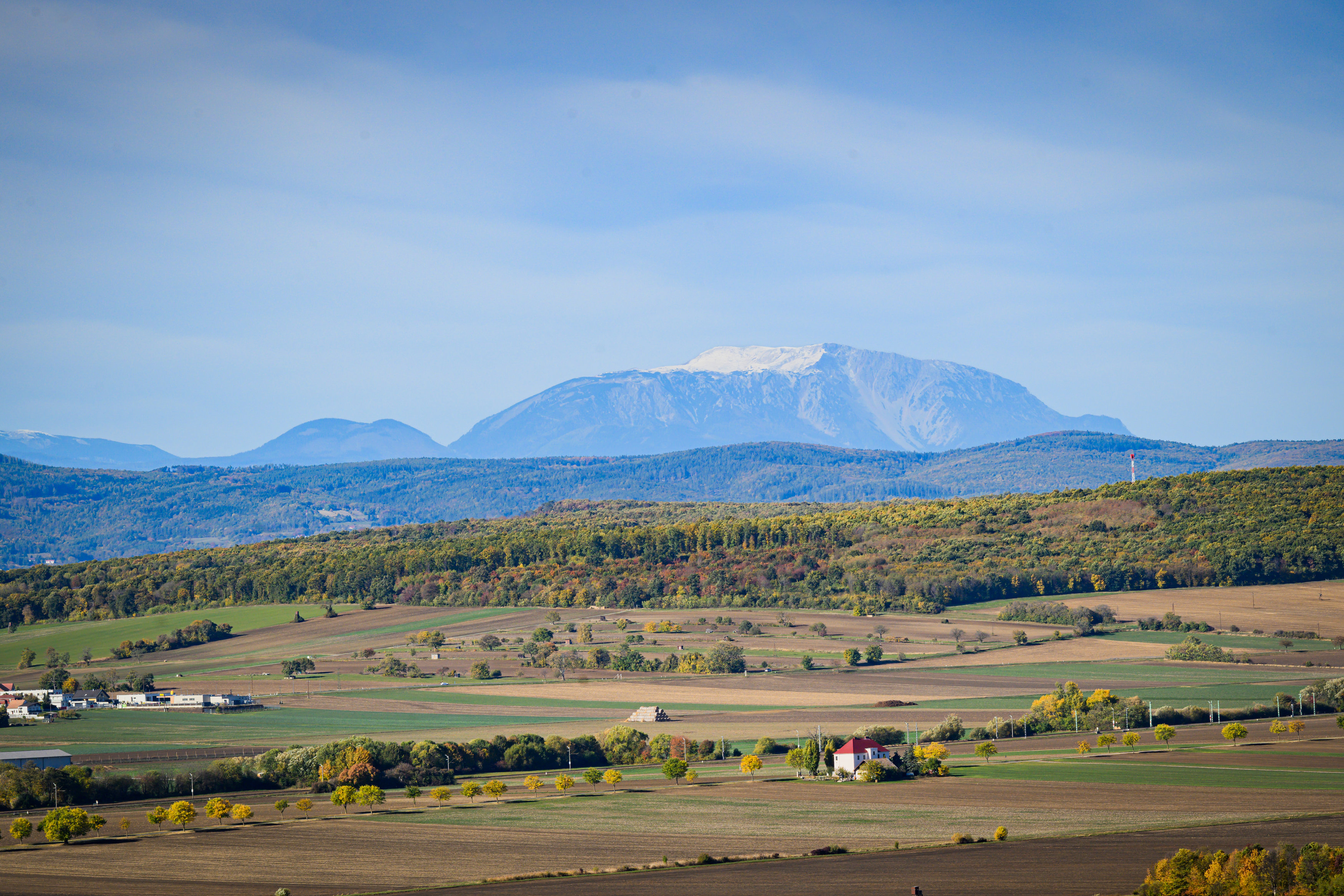 RPT_091615.jpg